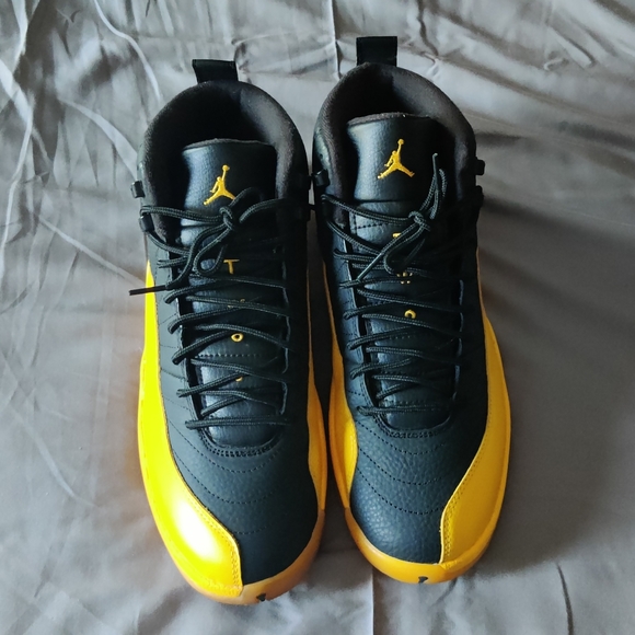 JORDAN 12 BLACK/GOLD UNIVERSITY SIZE 11 M - Picture 3 of 8